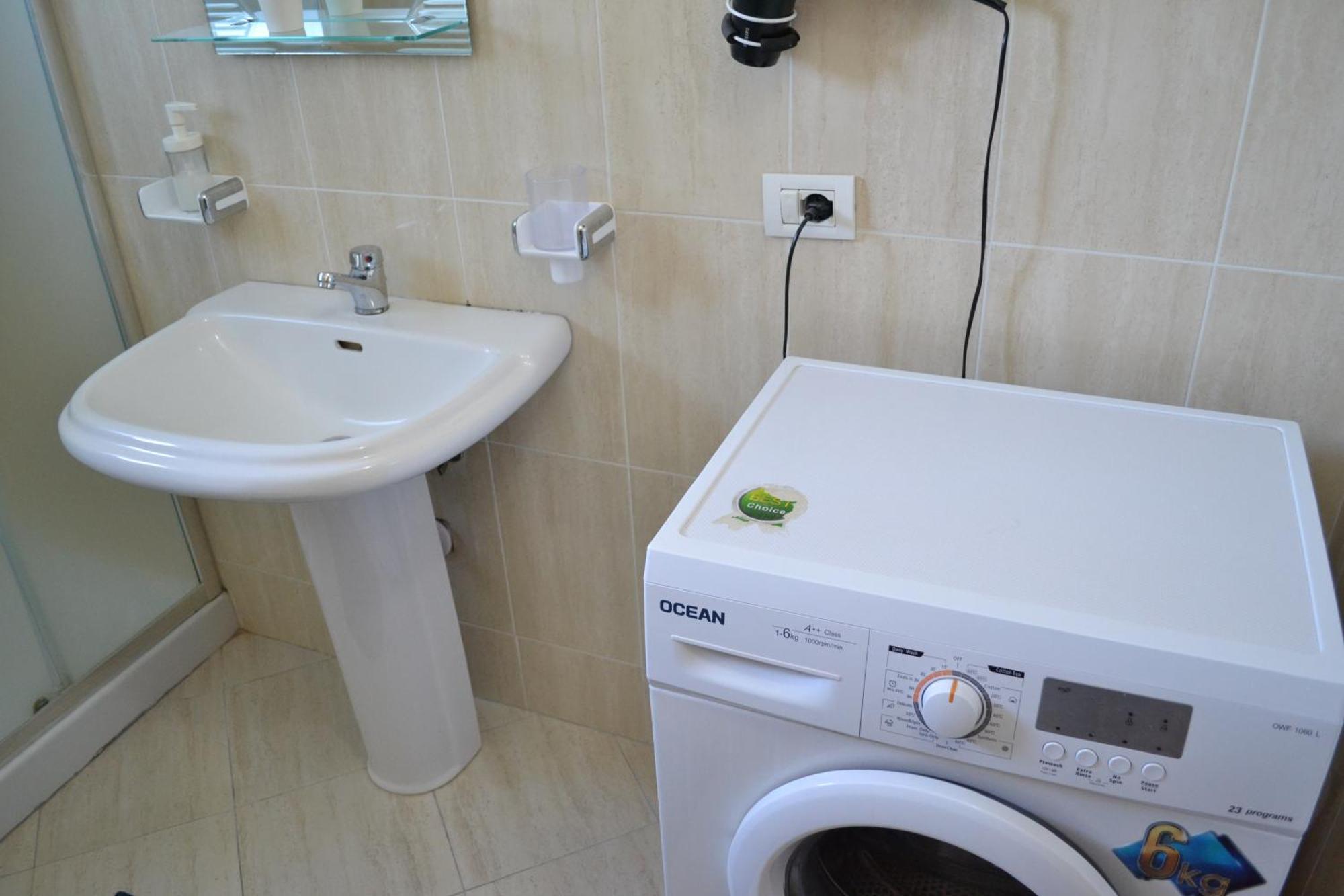 Seaview Gateway 2 Bedrooms Apartment & Garage Avlonya Dış mekan fotoğraf