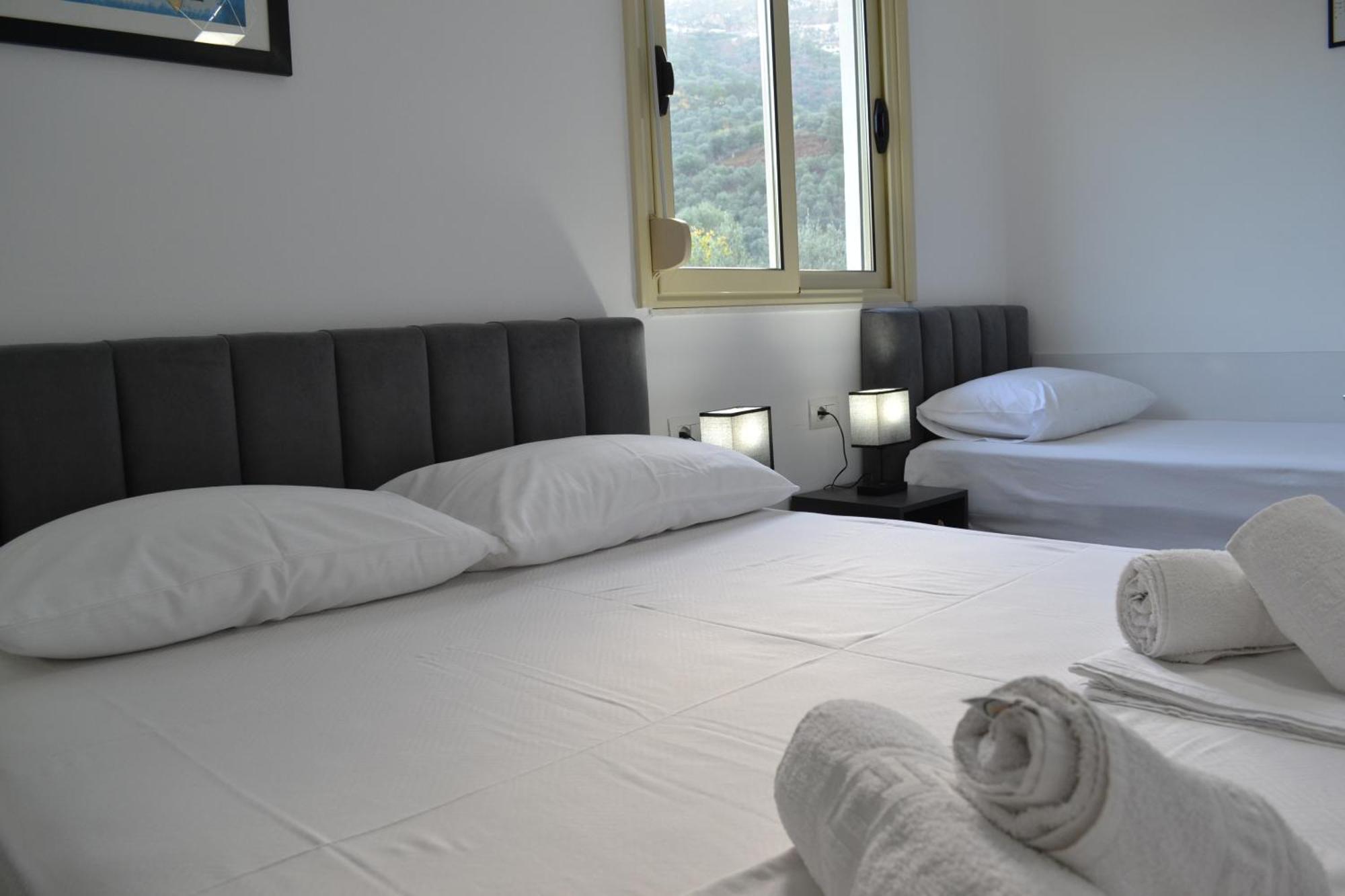 Seaview Gateway 2 Bedrooms Apartment & Garage Avlonya Dış mekan fotoğraf