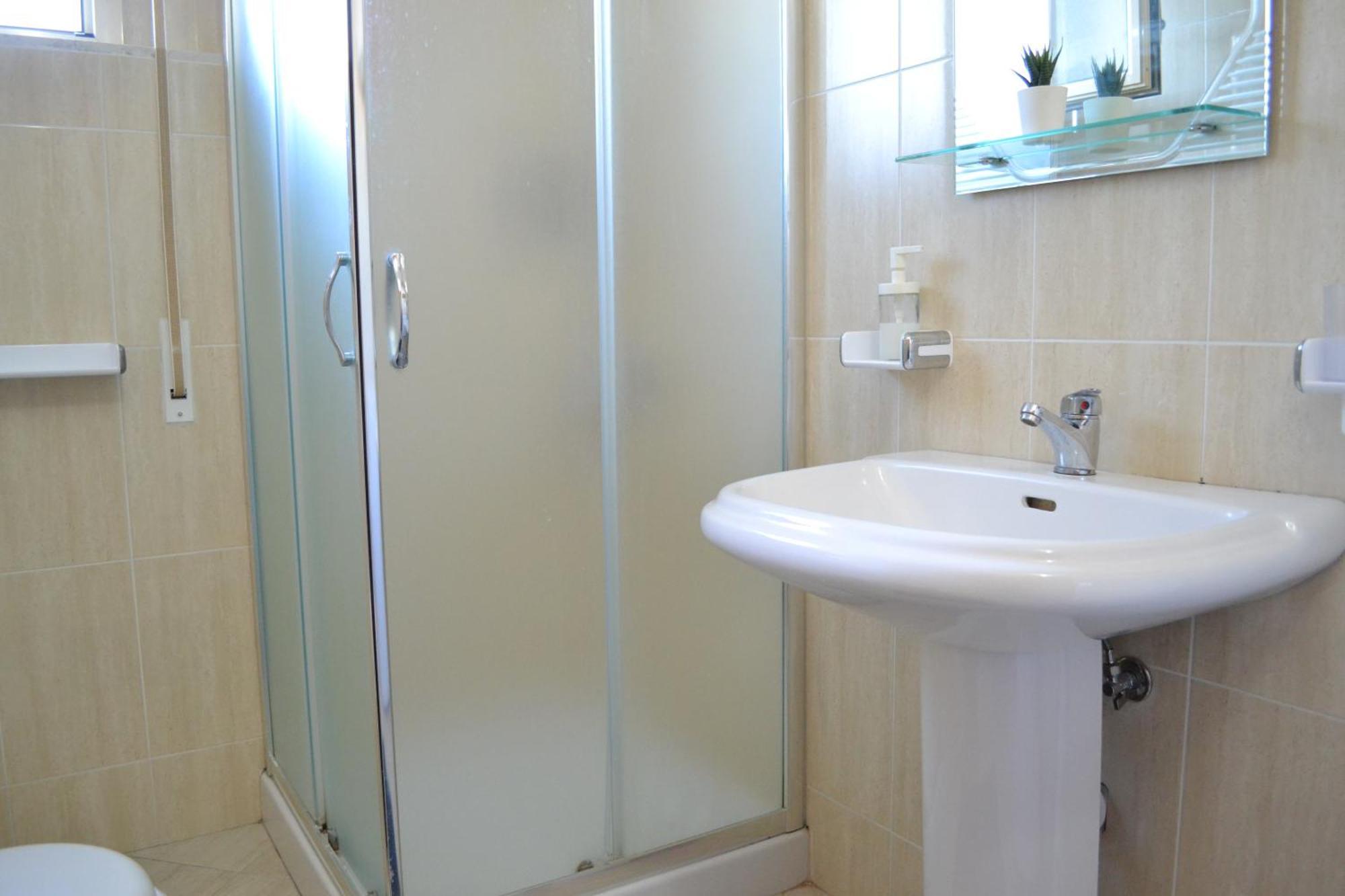 Seaview Gateway 2 Bedrooms Apartment & Garage Avlonya Dış mekan fotoğraf