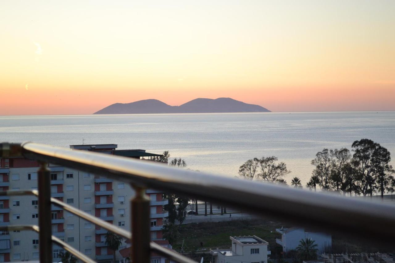 Seaview Gateway 2 Bedrooms Apartment & Garage Avlonya Dış mekan fotoğraf